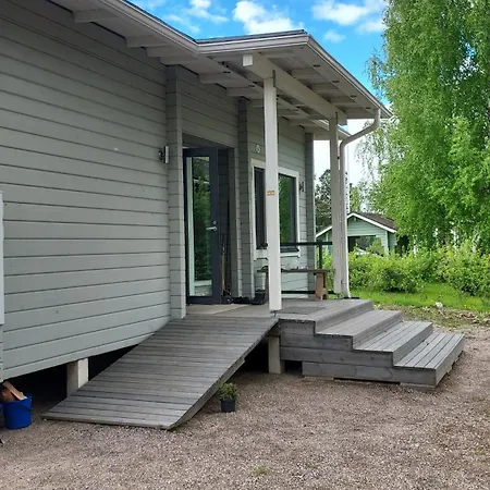 17110 Hollola Pajutie 19 4* Lahti